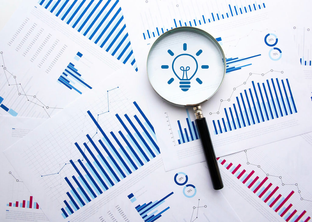 graphiques statistiques loupe ampoule